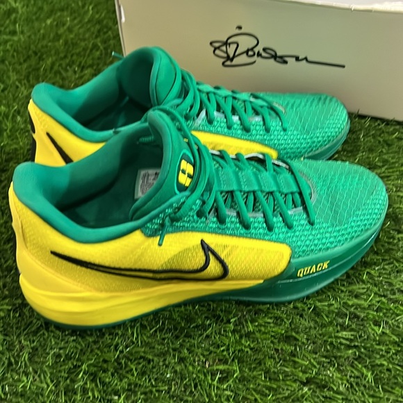 Rare Nike Sabrina 1 “Quack” Shoes - Picture 5 of 12